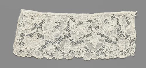 Strook naaldkant met palmetmotieven en gevederde bladeren by anonymous, other, 1720-1730