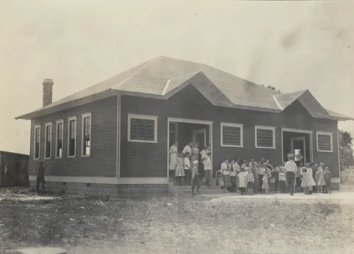 Stithton School, Hardin County, Stithton, Kentucky by Lewis Wickes Hine, photograph, 1916