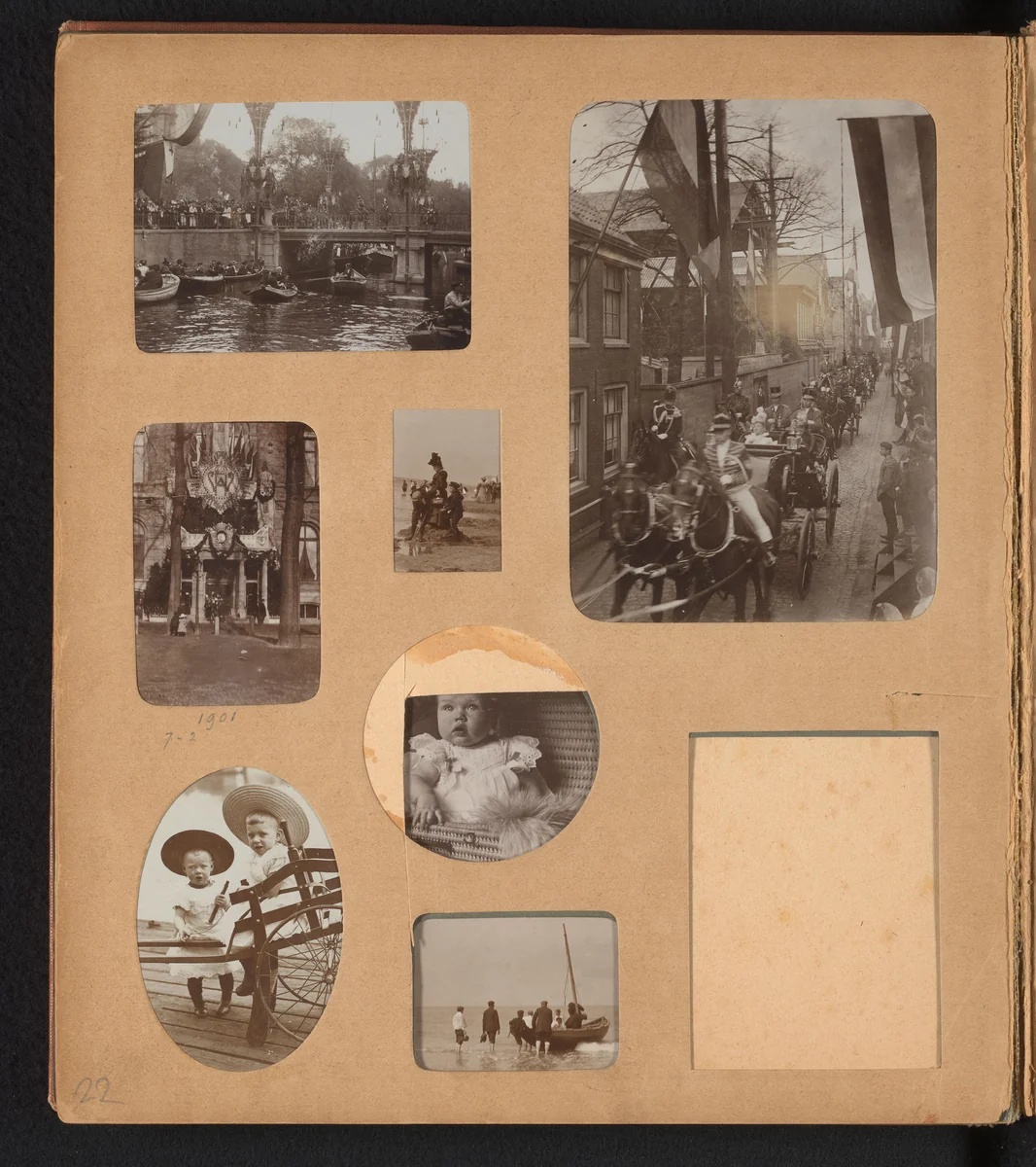 Portret van twee jonge kinderen en stadsgezichten tijdens feestelijkheden by Machiel Gerrit George Suyver, book, 1900