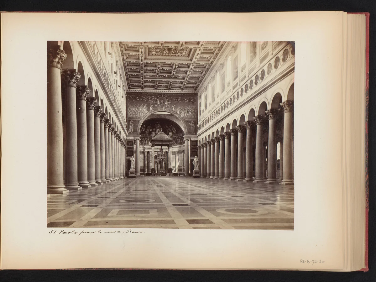 Interieur van de Sint Paulus buiten de Muren te Rome, Italië by anonymous, book, 1870-1890