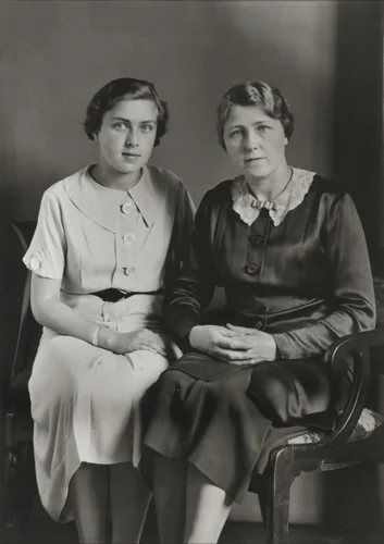 Mother and Daughter by August Sander, photograph, 1928