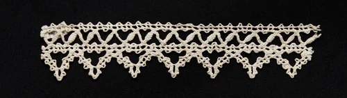 Bobbin Lace (Needlepoint Design) Edging of Points by Unknown, textile, 1550-1599