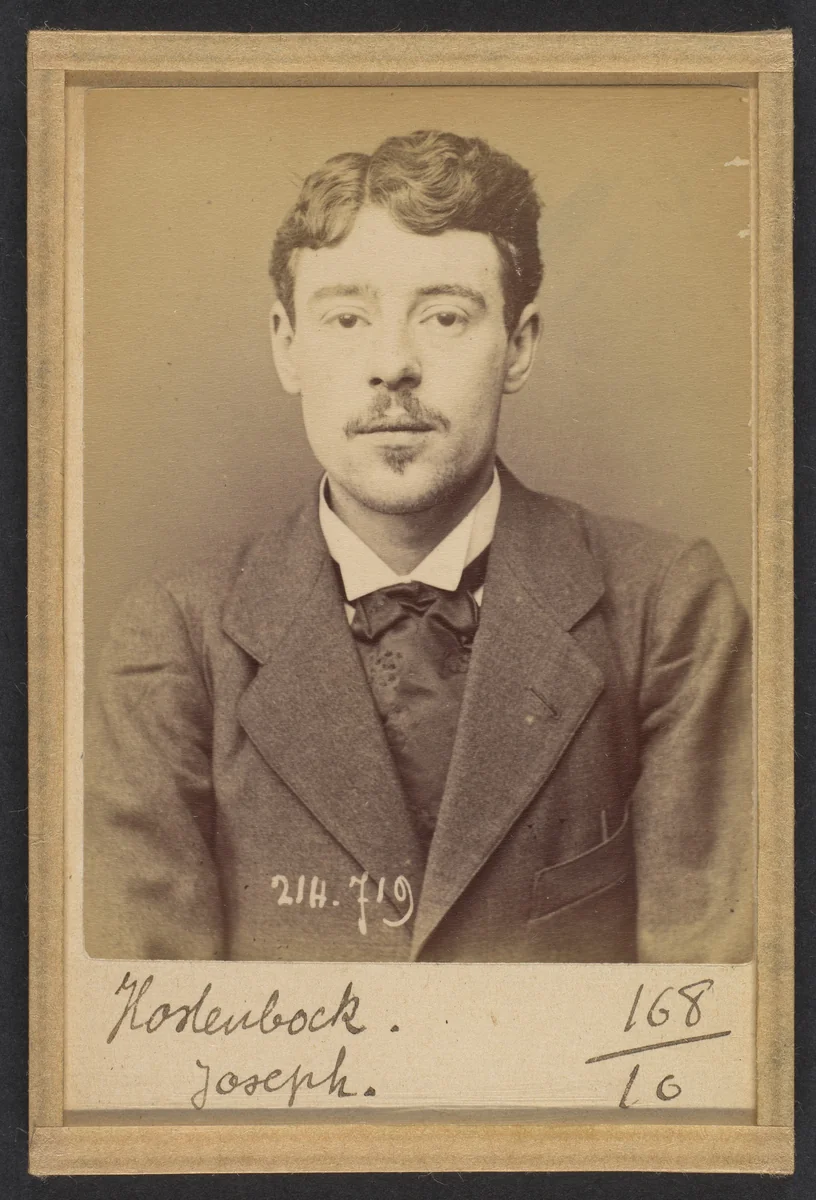 Hostenbock. Joseph, Louis. 22 ans, né à Bruxelles (Belgique). Coiffeur. Anarchiste. 26/2/94. by Alphonse Bertillon, photograph, 1894