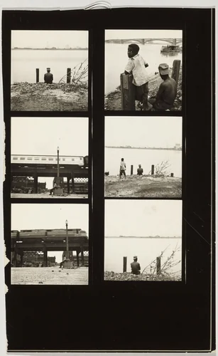 Mississippi River--St. Louis no number/Black White and Things 15 by Robert Frank, photograph, 1947