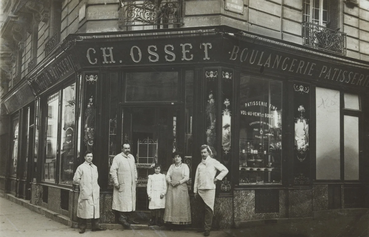Boulangerie pâtisserie, Paris by Unidentified Photographer, photograph, 1912