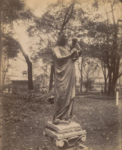 Jardin de Cluny by Eugène Atget, photograph, 1911