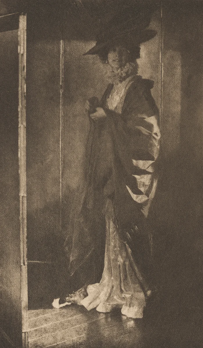 The Silver Skirt by Adolph de Meyer; Alvin Langdon Coburn, photograph, 1910
