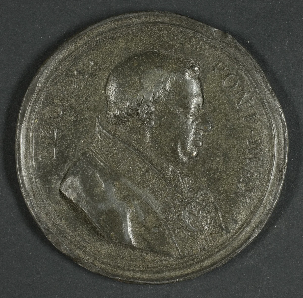 Medal Depicting Pope Leo X (1474–1521) by Antonio Francesco Selvi, metalwork, 1739