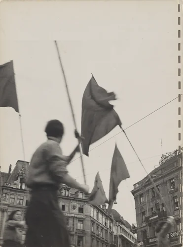 40 Fotos, page 17 by Robert Frank, photograph, 1946