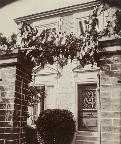 Vigne by Eugène Atget, photograph, 1900