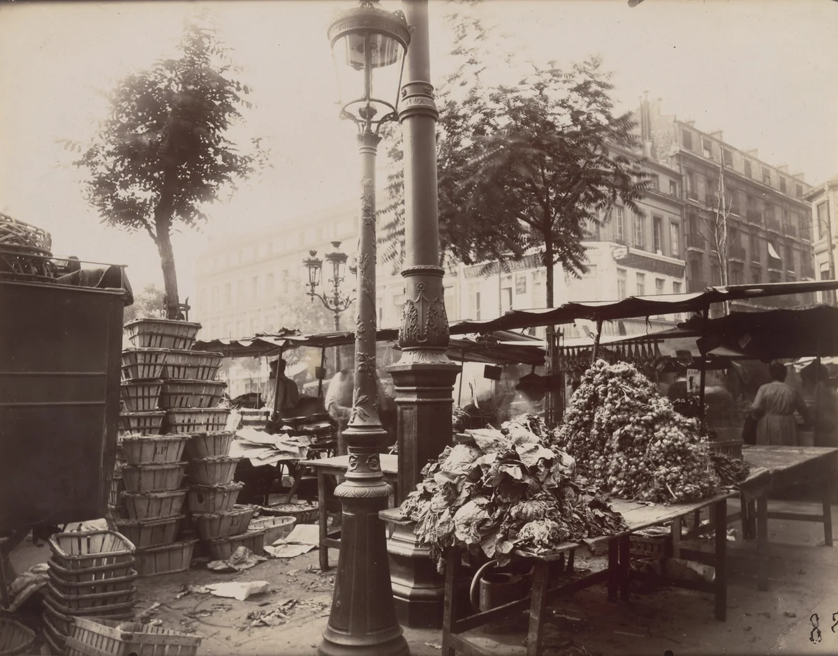 Marché Edgar Quinet by Eugène Atget, photograph, 1925