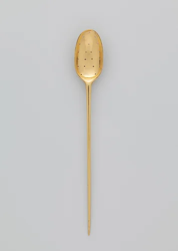 Strainer spoon (part of a set) by Francis Williamson, metalwork, 1725-1740