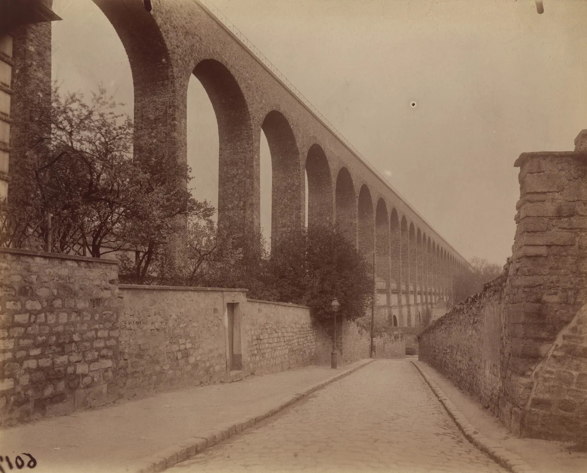 Arcueil-Cachan. Acqueduc et Rue du chemin de fer by Eugène Atget, photograph, 1901