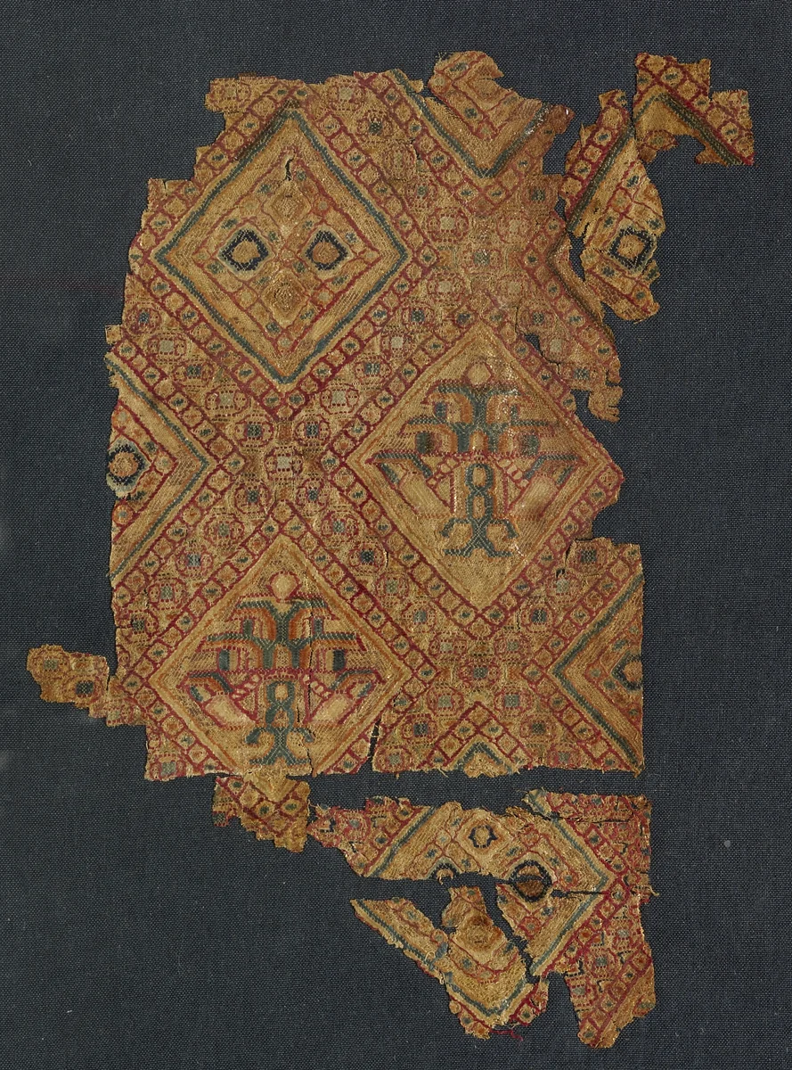 Fragment with jewel-like silk by Unknown, textile, 800-899