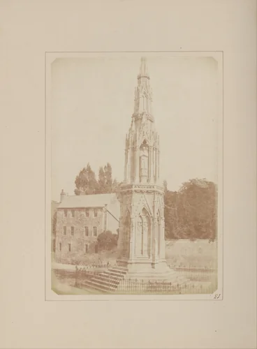 The Martyrs' Monument by William Henry Fox Talbot, photograph, 1843-1845