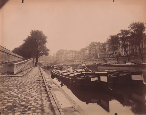 Quai des Orfèvres by Eugène Atget, photograph, 1911