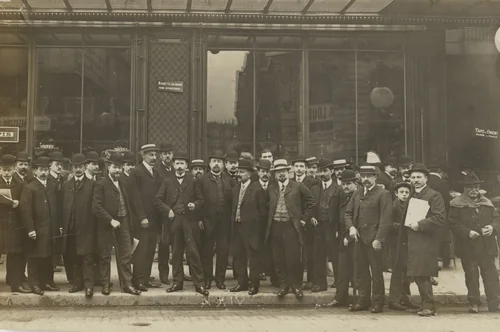 Magasin tapis moquette, Nancy by Unidentified Photographer, photograph, 1911