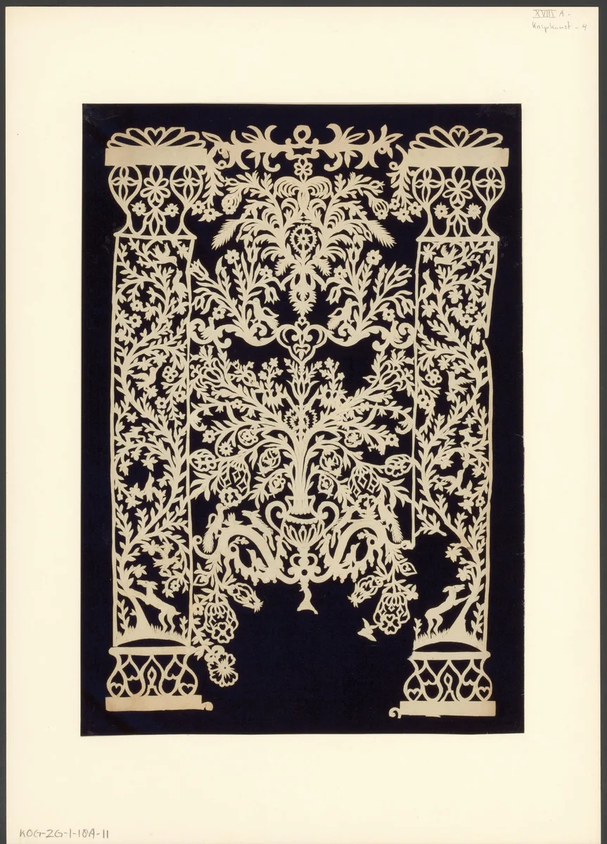 Huwelijksknipsel met twee zuilen met pot vol bloemen by anonymous, other, 1750-1849