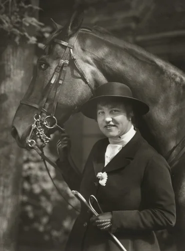 Society Lady by August Sander, photograph, 1923