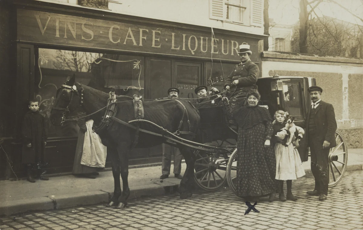 Vins - café – liqueurs, 21, rue Hoche, Pantin by Unidentified Photographer, photograph, 1905