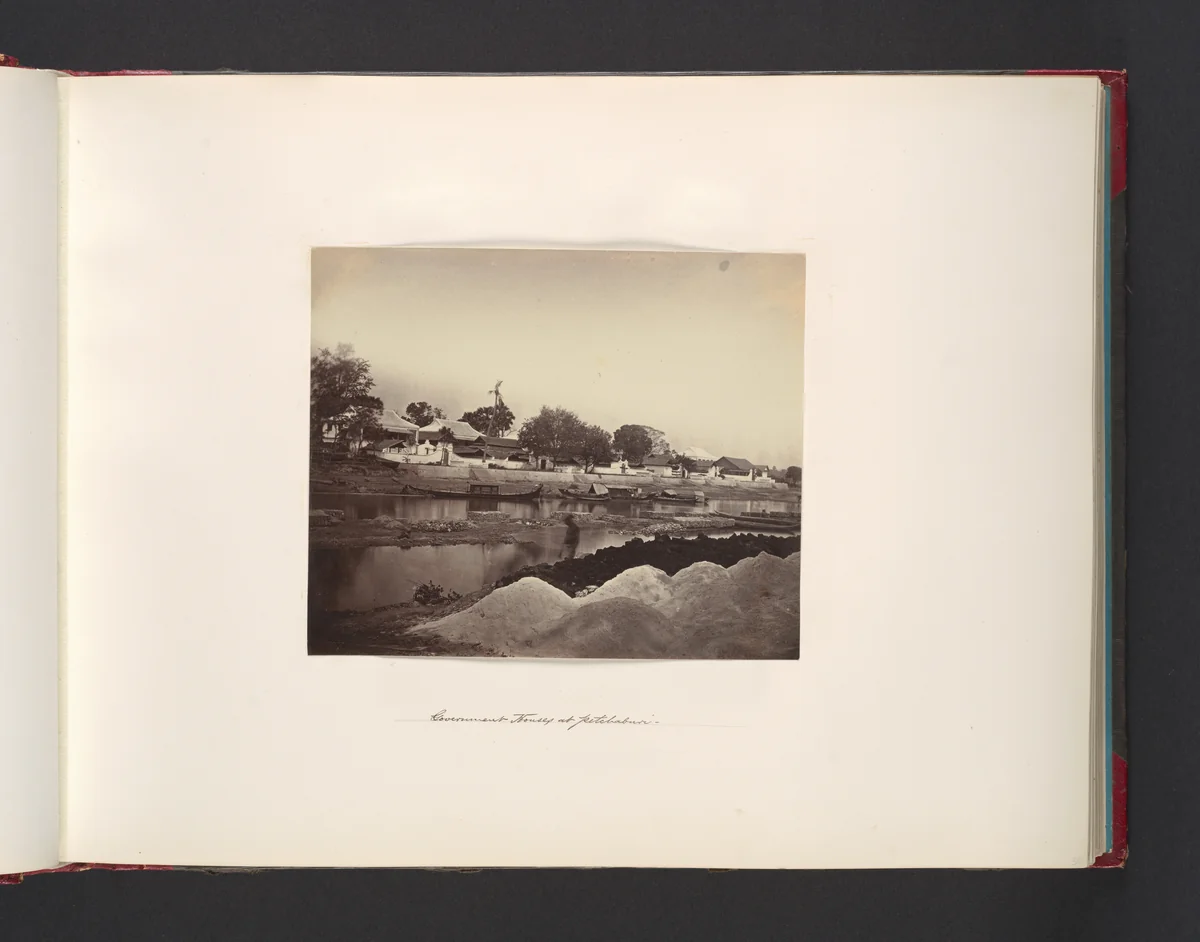 Government Houses at Petchaburi by John Thomson, photograph, 1865