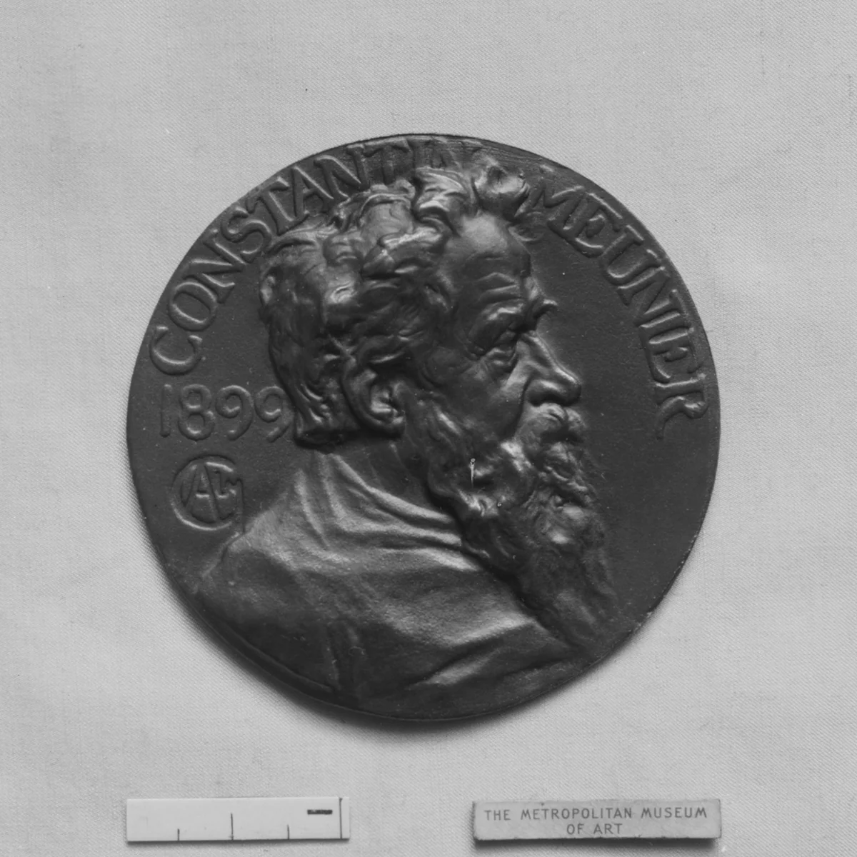 Portrait of Constantin Meunier, Belgian painter and sculptor (1831–1905) by Alexandre-Louis-Marie Charpentier, metalwork, 1885-1899