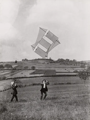 M. Laroze and Louis Ferrand Launch a Kite Built by Henri Lartigue, Château de Rouzat by Jacques-Henri Lartigue, photograph, 1911