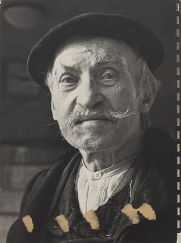 40 Fotos, page 29 by Robert Frank, photograph, 1946