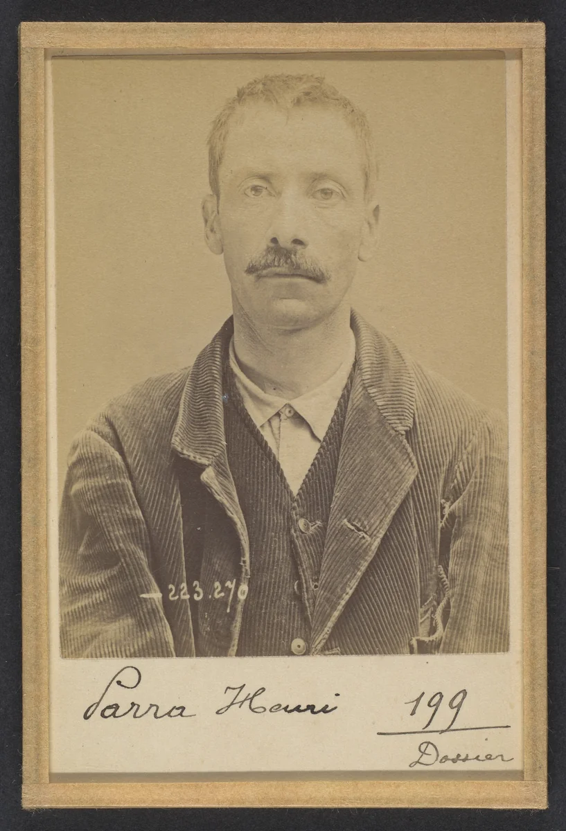 Para (ou Parra). Henri. 38 ans, né le 16/5/56 à Paris Ve. Camelot. Anarchiste. 4/9/94. by Alphonse Bertillon, photograph, 1894