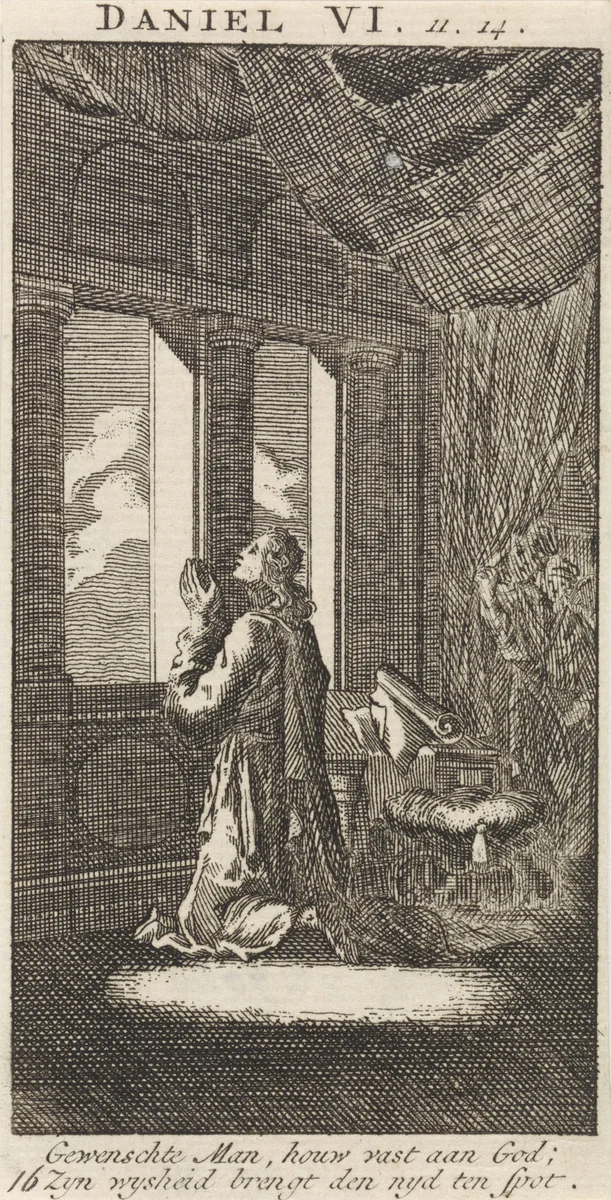 Daniël geknield voor een venster wordt bespied by anonymous, print, 1712