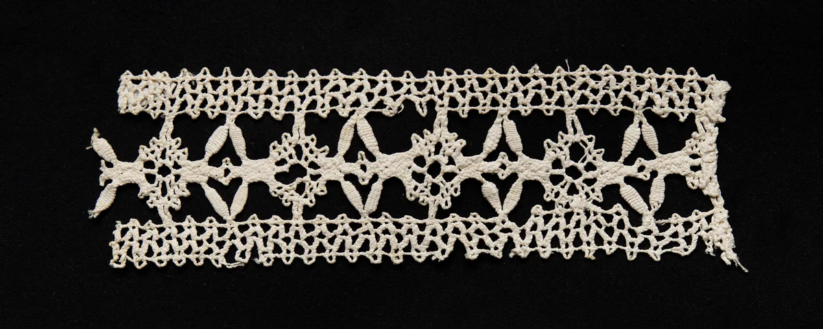 Bobbin Lace (Needlepoint Design) Insertion by Unknown, textile, 1550-1599