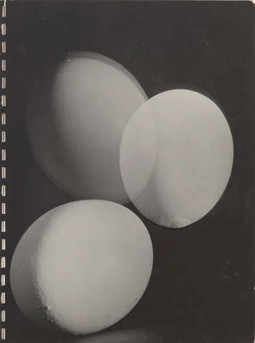 40 Fotos, page 16 by Robert Frank, photograph, 1946