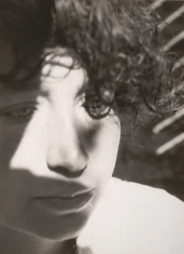 Head by László Moholy-Nagy, photograph, 1926