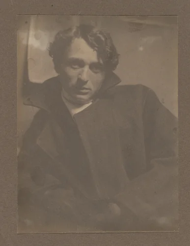 Portrait of Edward Steichen by Gertrude Käsebier, photograph, 1901