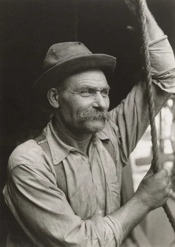 Stevedore, New York Waterfront by Lewis Wickes Hine, photograph, 1920