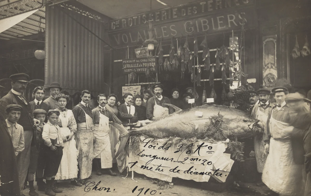 Gde rôtisserie des Ternes, Paris by Unidentified Photographer, photograph, 1910