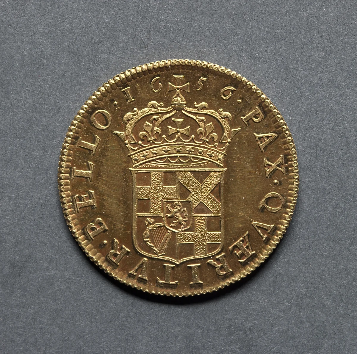 Broad: Crowned Shield of Arms (reverse) by Thomas Simon, metalwork, 1656