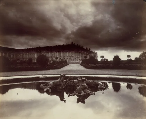 Versailles [le château, fin octobre, soir, effet d'orage, vue prise du Parterre du Nord] by Eugène Atget, photograph, 1903