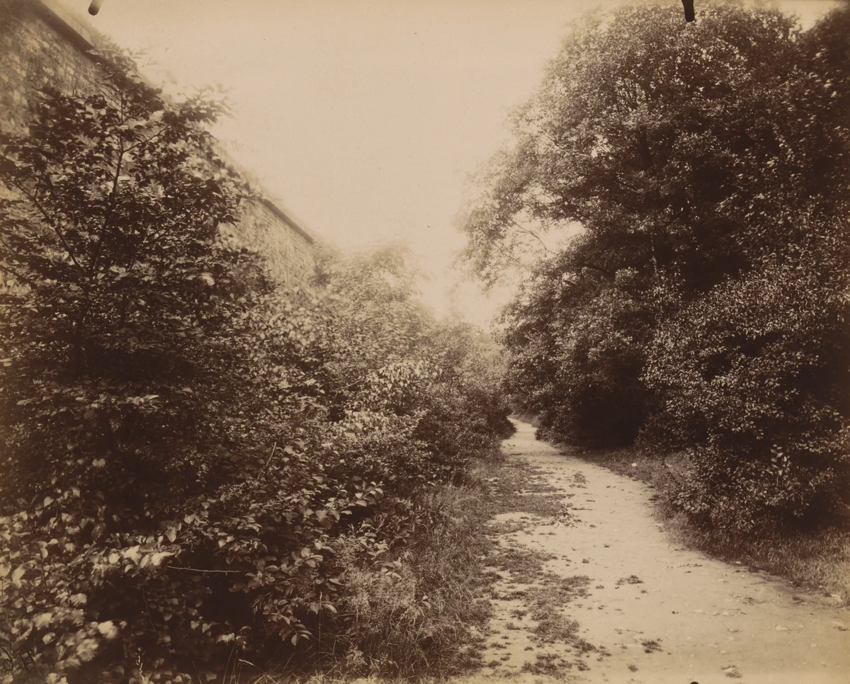 Porte Dauphine. Fortifications by Eugène Atget, photograph, 1913