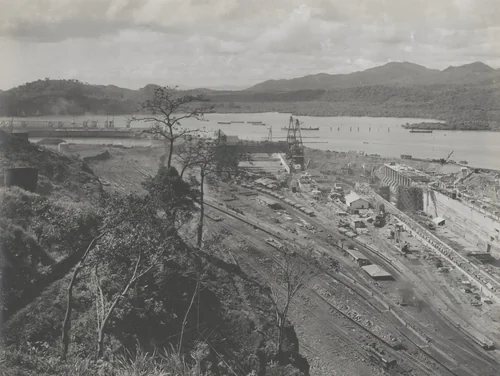 Balboa Terminals. General view of west area, showing Entrance Basin and Cofferdam by Unidentified Photographer, photograph, 1915