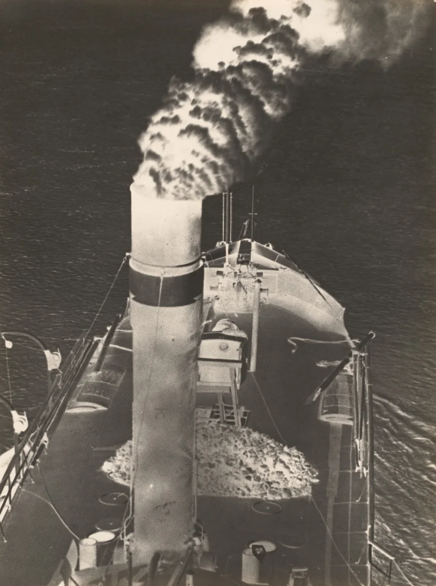 Steam Tug on the Elbe by Andreas Feininger, photograph, 1928