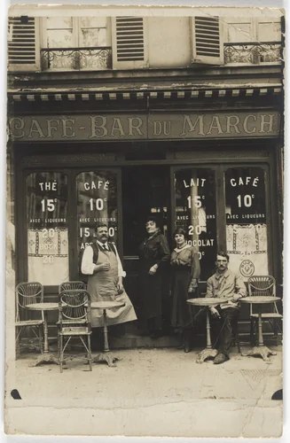 Café - Bar du Marché by Unidentified Photographer, photograph, 1911