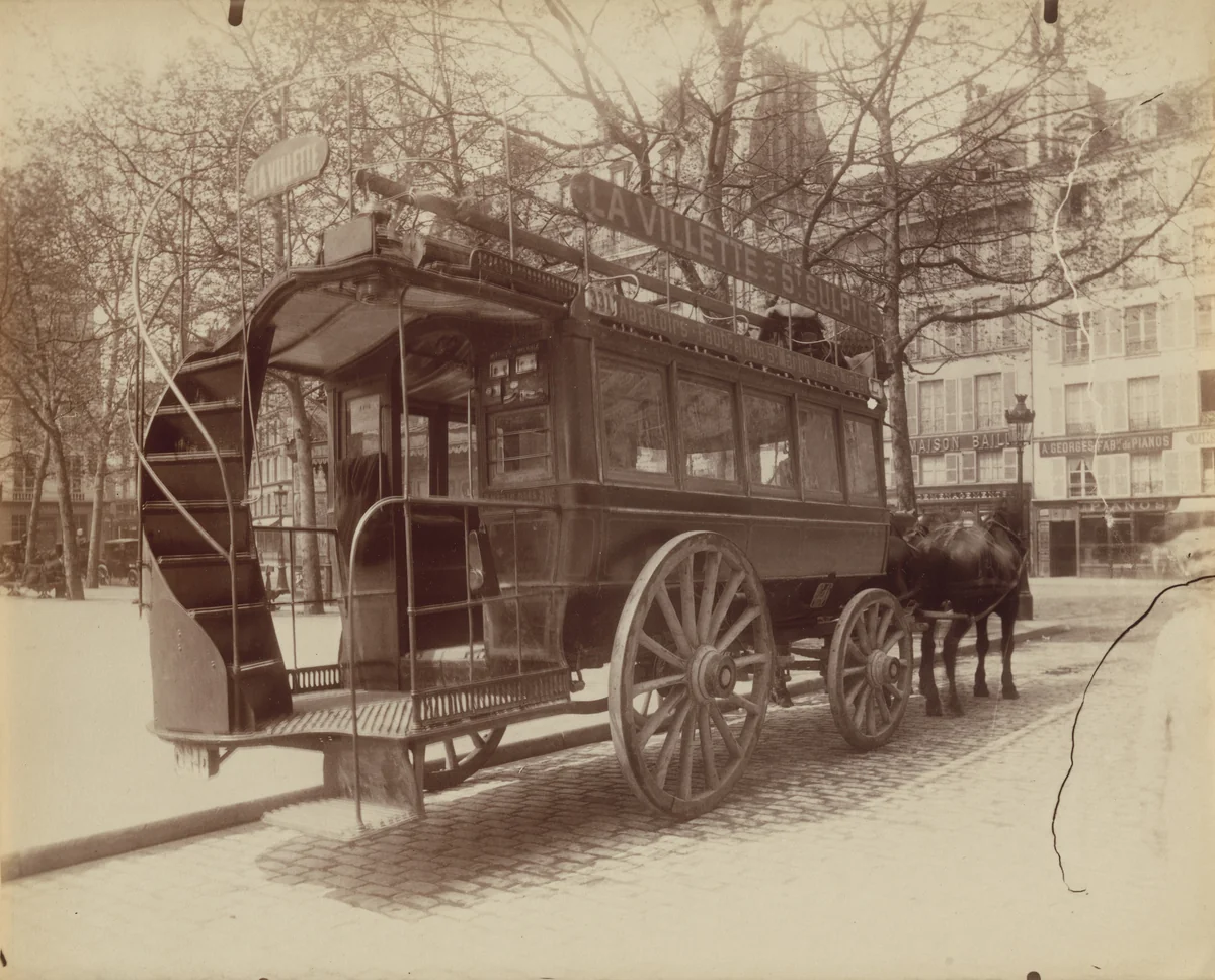 Omnibus by Eugène Atget, photograph, 1910