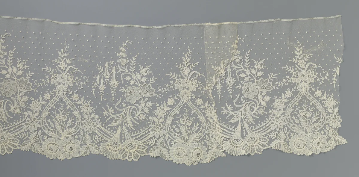 Japonstrook van applicatiekant met de peervormige medaillons by anonymous, other, 1850