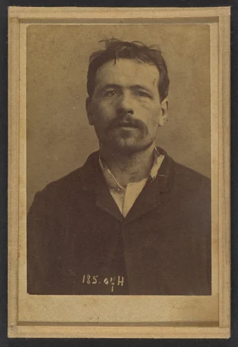 Ravachol. François Claudius Kœnigstein. 33 ans, né à St-Chamond (Loire). Condamné le 27/4/92. by Alphonse Bertillon, photograph, 1892