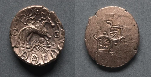 Addedomaros Stater: Crescents (obverse); Horse, Branch, and Spiral Sun (reverse) by Unknown, metalwork, -50-10