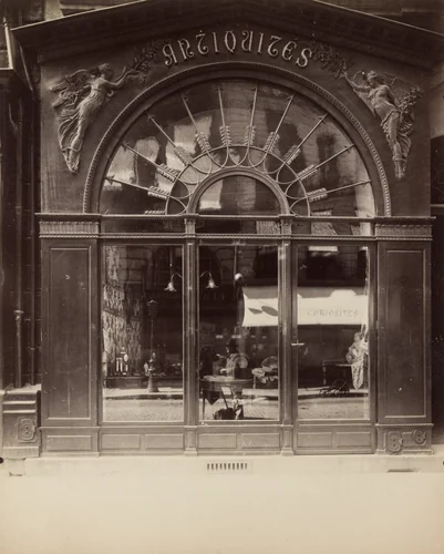 Antiquités by Eugène Atget, photograph, 1902