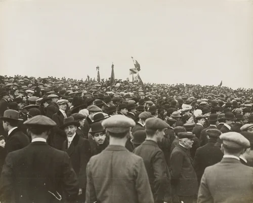 Demonstration Against the Military Draft, Pré Saint-Gervais, Paris by Unidentified Photographer, photograph, 1914