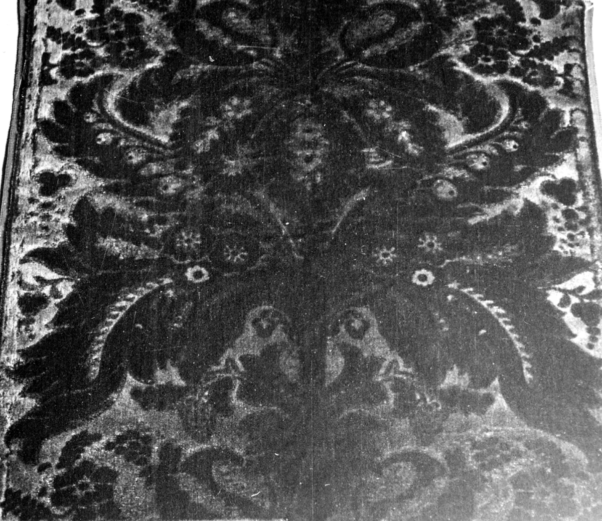 Utrecht Velvet by William Morris, textile, 1871