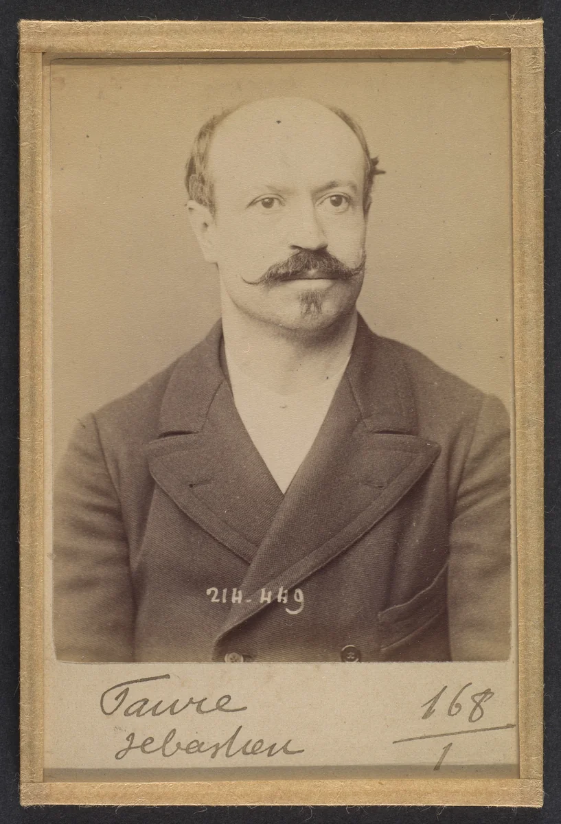 Favre. Sébastien. 36 ans, né à St Étienne (Loire). Négociant. Port d'arme prohibée, anarchiste. 20/2/94. by Alphonse Bertillon, photograph, 1894